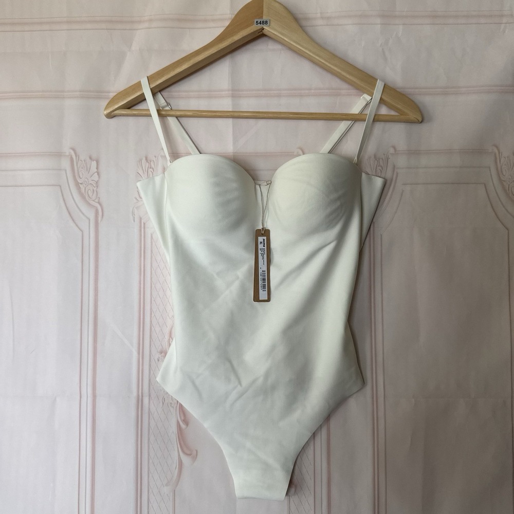 Skims Underwire Body Molded Thong Bodysuit In Ivory White Size S NWT Rare